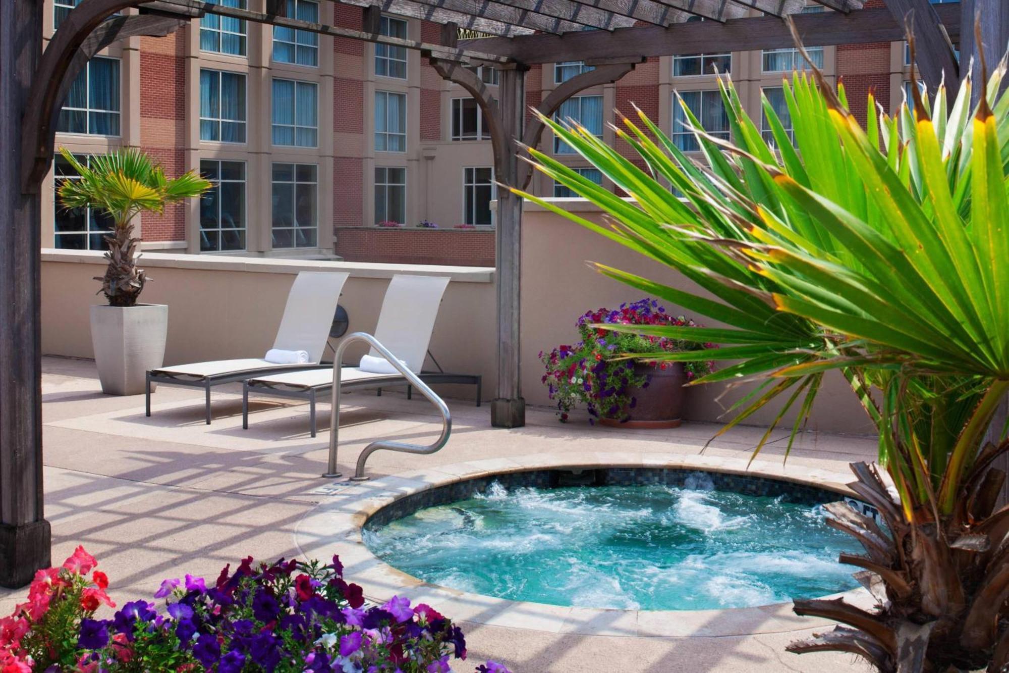 Отель Houston Marriott Шугар-Ленд Экстерьер фото